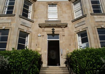 willoughby-house-entrance3